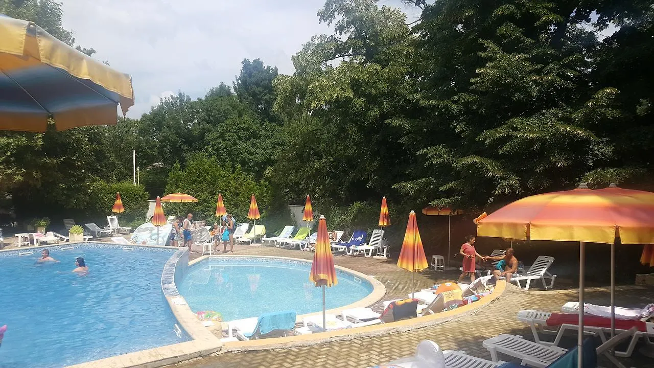 Aparthotel Privates, Schoenes Und Grosses Appartement In Goldstrand